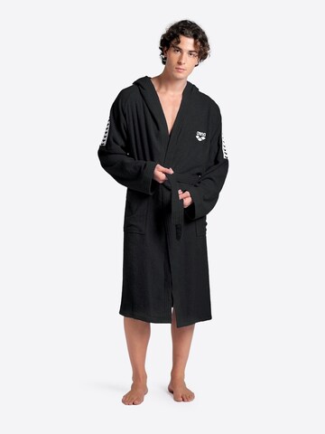 Accappatoio sportivo 'TEAM STRIPE' di ARENA in nero