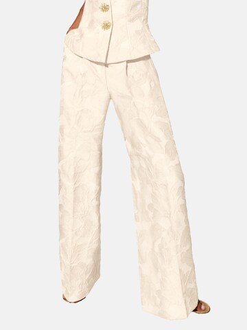 Friends Like These Wide leg Pleat-front trousers in Beige: front