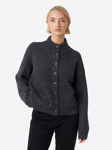 Sweat-shirt BRAVE SOUL en gris : devant