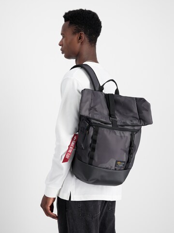 ALPHA INDUSTRIES Rucksack in Lila: Vorderseite