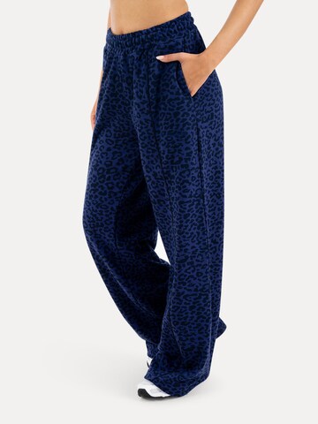 Loosefit Pantalon Smilodox en bleu