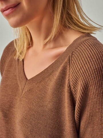 YOU LOOK PERFECT Pullover 'DORINA'‌‌‌‌‌‌‌‌ in Braun