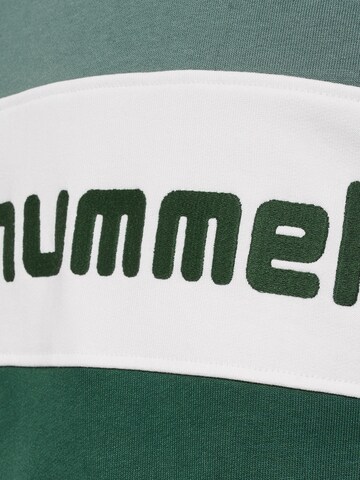 Hummel - Sweatshirt 'Claes' em verde