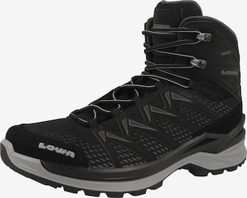 LOWA Boots 'Innox Pro' in Black: front