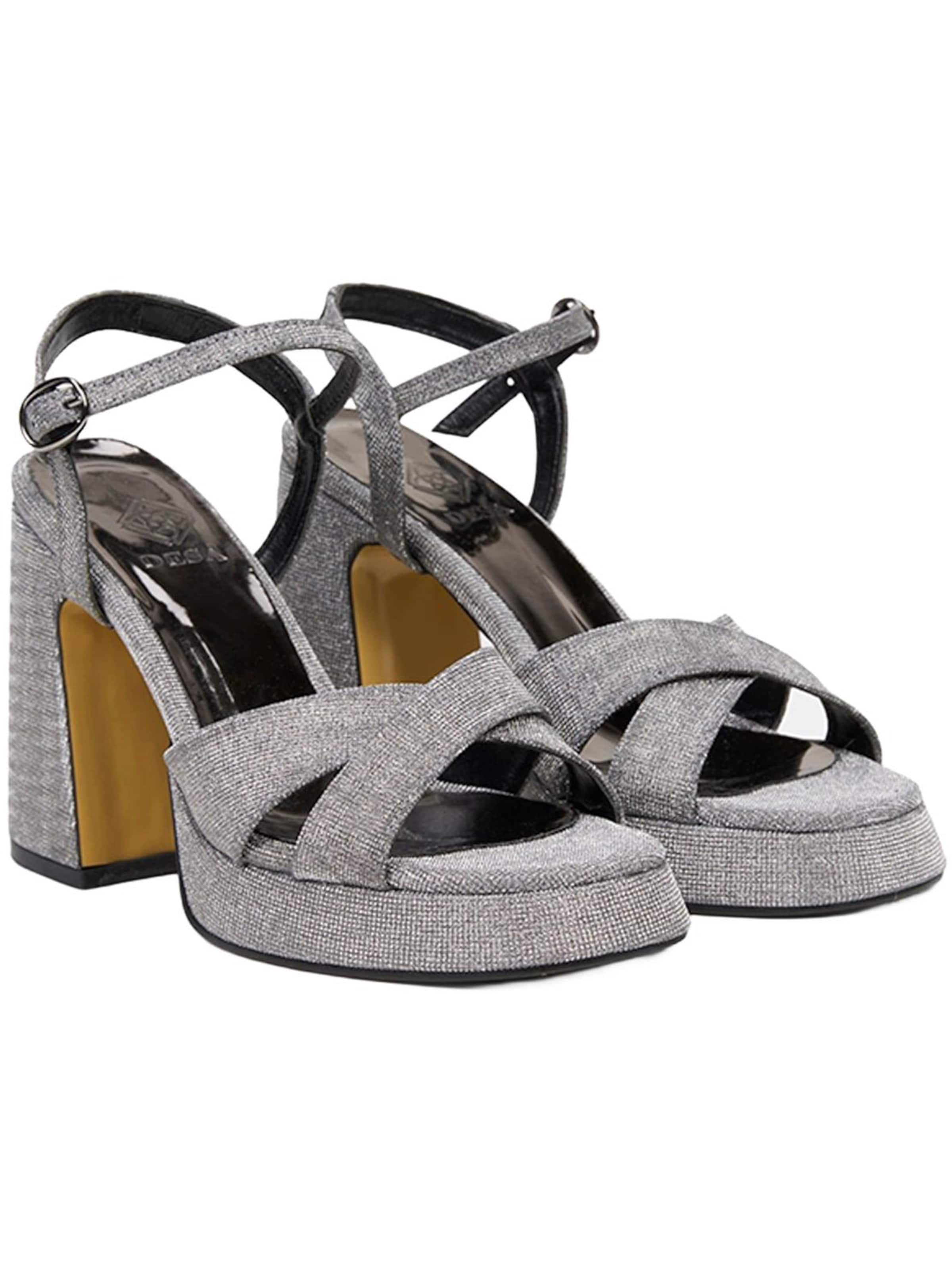 Desa Sandalen met riem 'Pumps' in Grijs