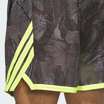 Loosefit Pantaloni sportivi di ADIDAS PERFORMANCE in nero