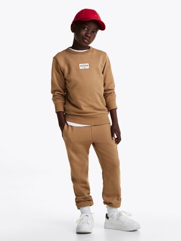TOMMY HILFIGER Sweatshirt '1985' in Brown