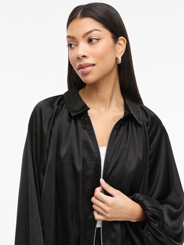 Giacca di mezza stagione 'VINela' di VILA in nero