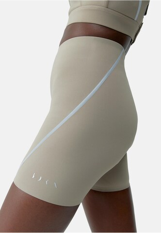Born Living Yoga Skinny Sportbroek 'Luna' in Beige