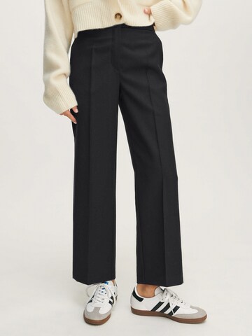 ABOUT YOU x Marie von Behrens Wide leg Broek 'Philine' in Grijs: voorkant