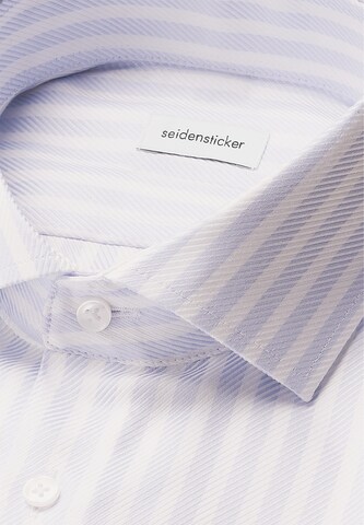 Coupe slim Chemise business 'Schwarze Rose' SEIDENSTICKER en bleu