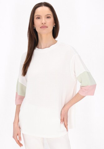 usha BLUE LABEL - Camiseta 'Fashion Look' en blanco: frente