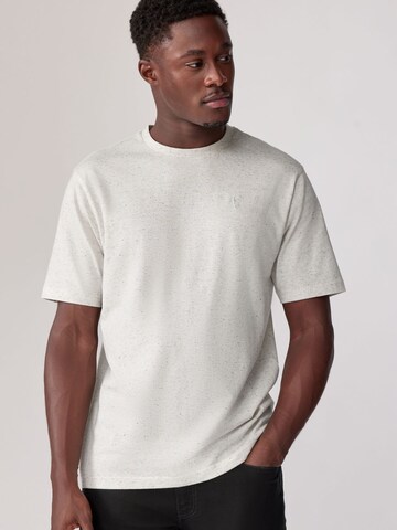 Next Shirt in Red