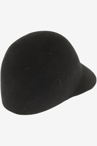 OPUS Hat & Cap in 56 in Black