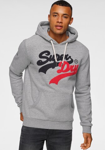 Sweat-shirt Superdry en gris : devant