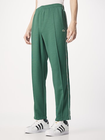 LACOSTE Regular Панталон в зелено: отпред