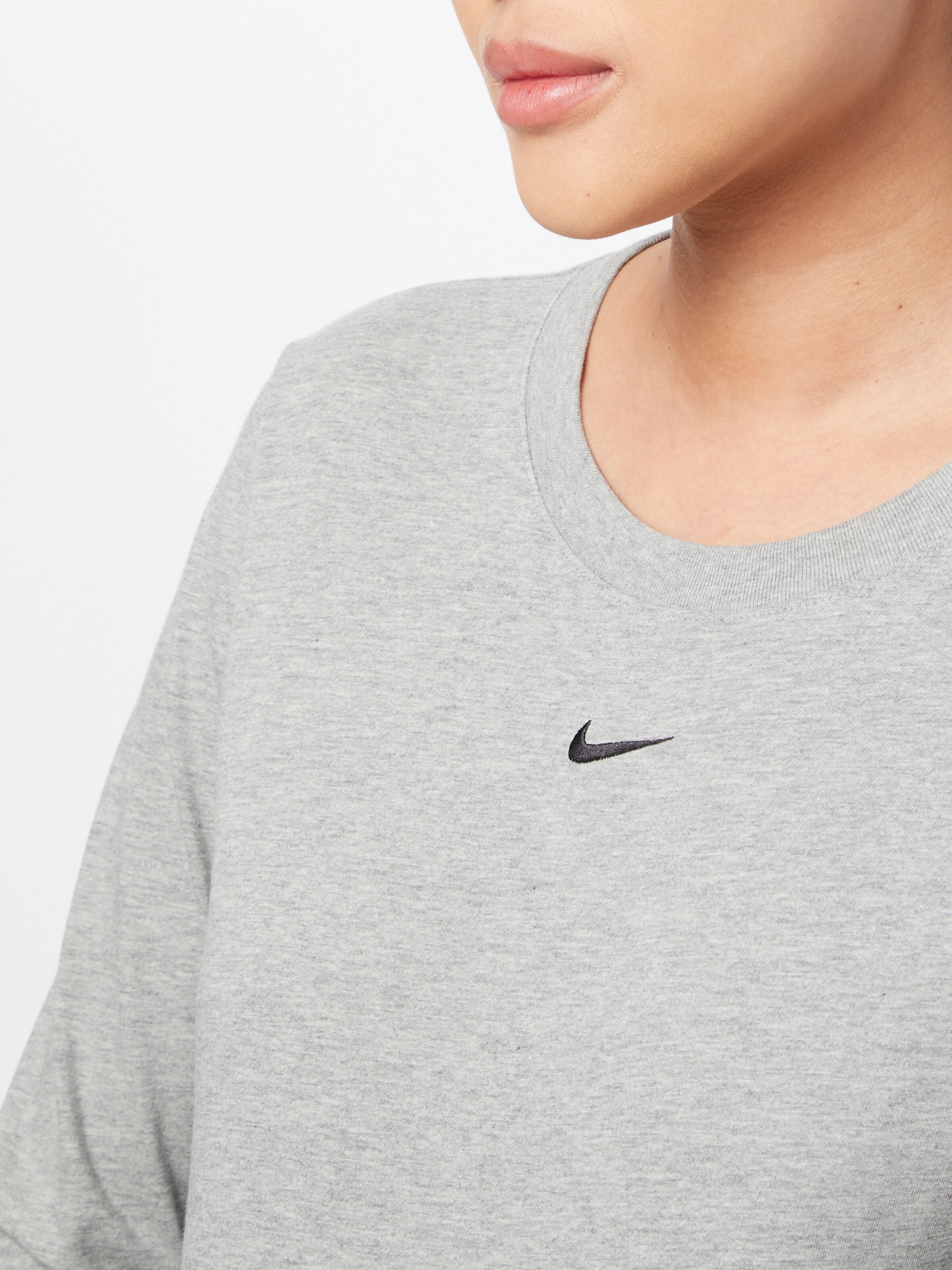 Vêtements T-shirt Nike Sportswear en Gris Chiné 