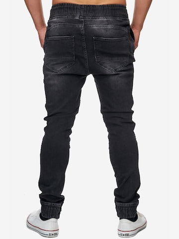 Tazzio Regular Jeans '16505' in Schwarz