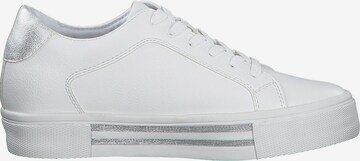 Sneaker low de la s.Oliver pe alb