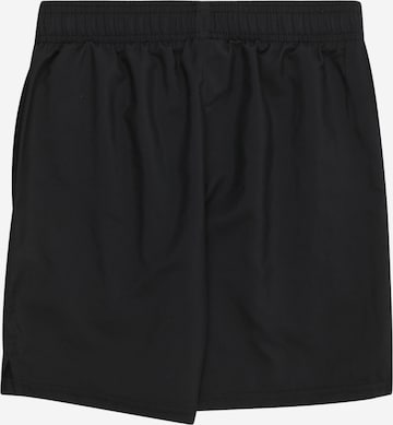 UNDER ARMOUR Regular Sportshorts in Schwarz