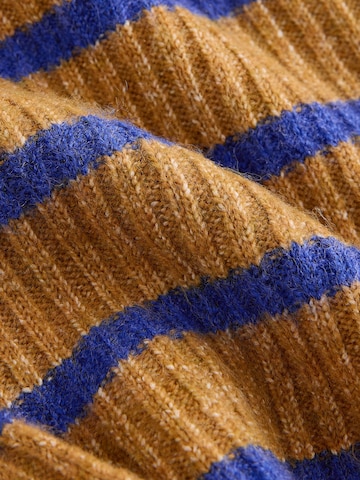 Next Set in Brown