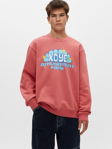 Pull&Bear Sweatshirt in Rood: voorkant