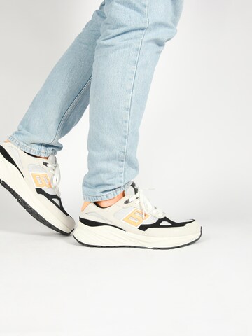 Sneaker bassa 'Flint Moss DG531' di BLACKSTONE in grigio