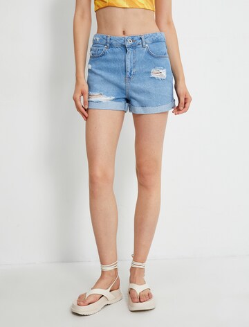 Koton Regular Jeans in Blue: front