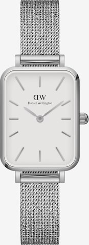 Daniel Wellington Αναλογικό ρολόι 'Quadro Pressed Sterling S White' σε ασημί: μπροστά