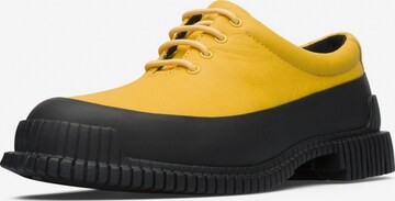 Chaussure à lacets ' Pix ' CAMPER en jaune : devant