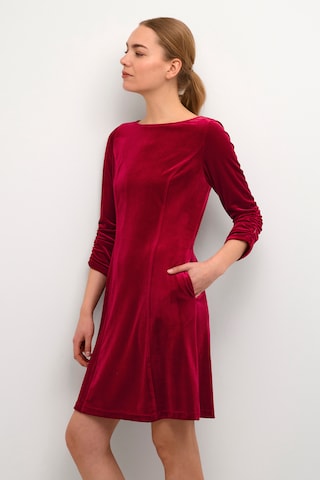 Cream Jurk 'Pativa' in Rood: voorkant