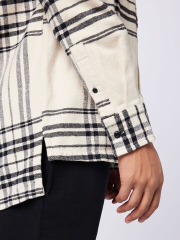 Urban Classics Comfort Fit Skjorta i beige
