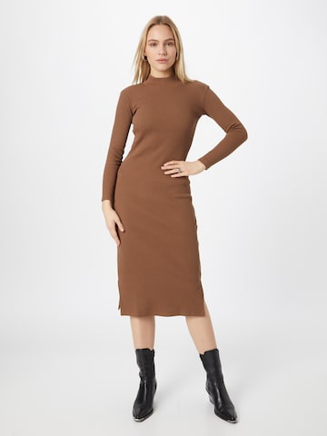 Rotholz Dress in Brown: front