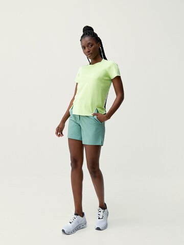 T-shirt fonctionnel 'Atazar' Born Living Yoga en vert