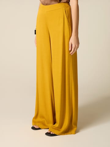 oltre Baggy Trousers in Yellow
