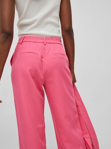 regular Pantaloni 'Kammas' di VILA in rosa