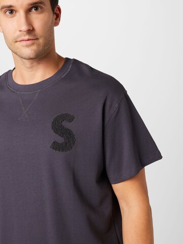 !Solid T-Shirt in Grau