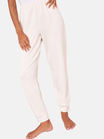 Friends Like These Pyjamabroek in Wit: voorkant