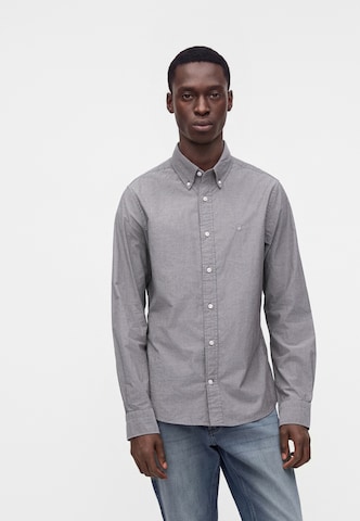 GANT Slim fit Button Up Shirt in Black: front