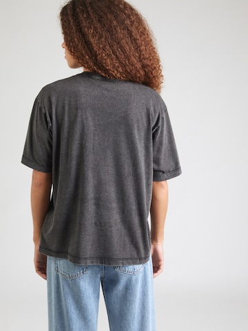 GUESS JEANS T-shirt i svart