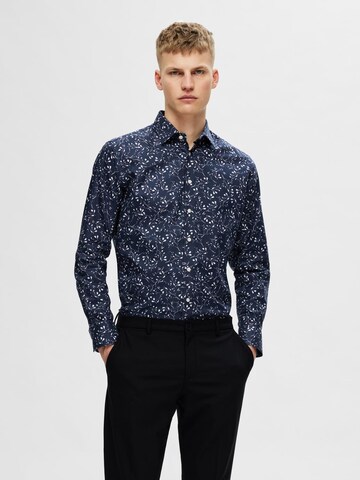 Coupe regular Chemise 'Ethan' SELECTED HOMME en bleu : devant