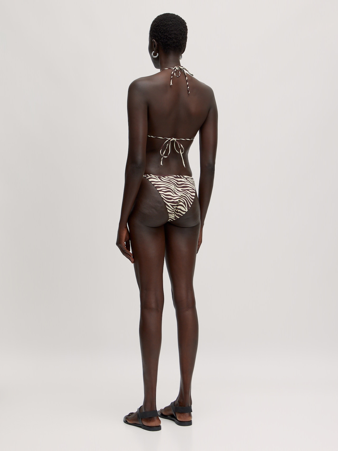 EDITED Produits Hauts de bikini 'Zyndi' beige