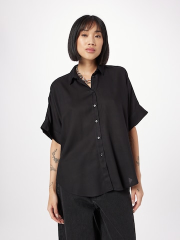 Monki - Blusa en negro: frente