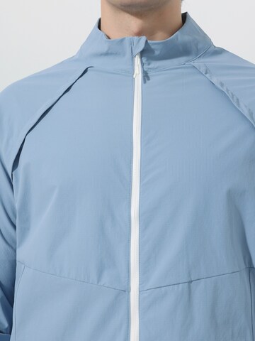 YOUTHUP Athletic Jacket 'Komfort' in Blue
