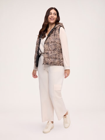 Fiorella Rubino Winter jacket in Beige