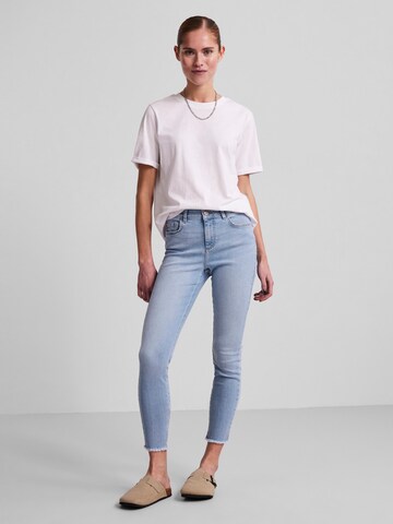 Skinny Jean 'Delly' PIECES en bleu