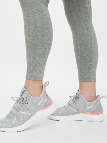 MAMALICIOUS Skinny Leggings 'SPACE' in Grey