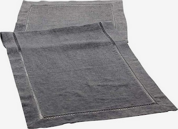 Bella Maison Tablecloth in Grey: front
