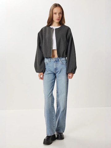 Giacca di mezza stagione di Happiness İstanbul in grigio