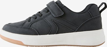 juoda Next Sportbačiai: priekis